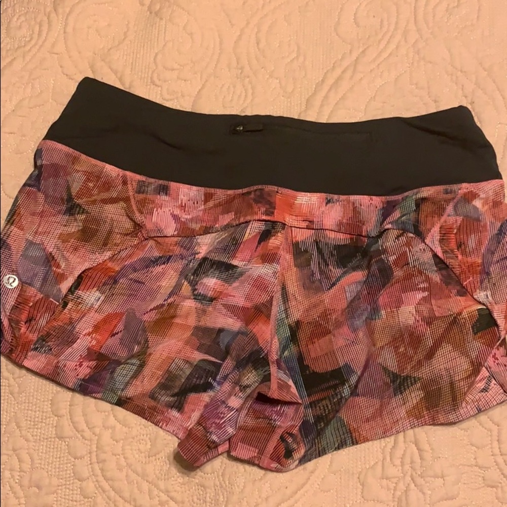 Lululemon speed up 4” shorts